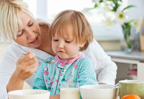 草莓视频成人APP阐述宿便和睡眠质量都会影响儿童智力