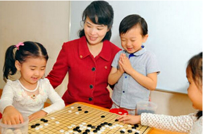 草莓视频成人APP如何开发儿童智力利用学习用具