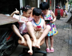 草莓视频成人APP厂家研究发现电视手机直接影响儿童智力发育